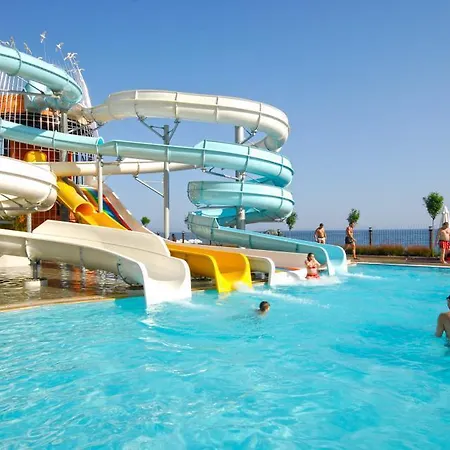 Insula & Hotel 5*